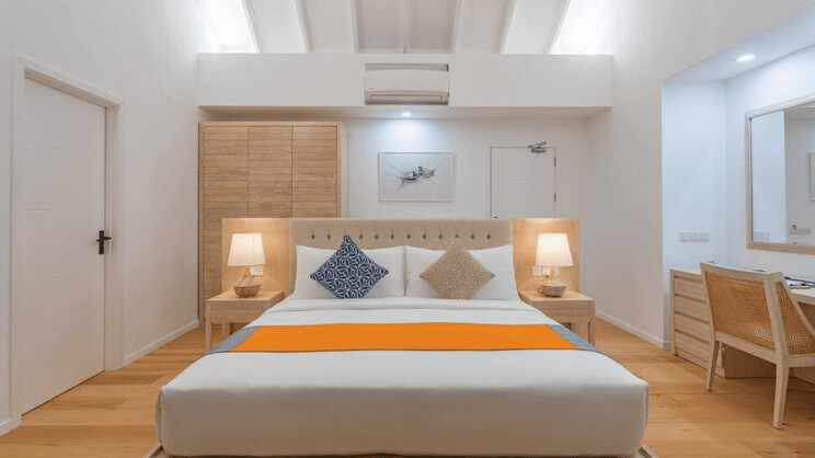 Sunrise Water villa with Pool